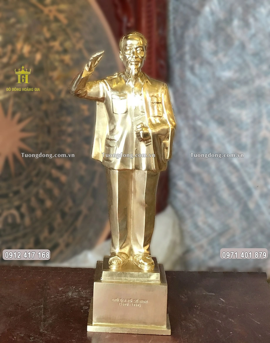 Tượng Đồng Bác Hồ Đứng Giơ Tay Chào Cao 45Cm