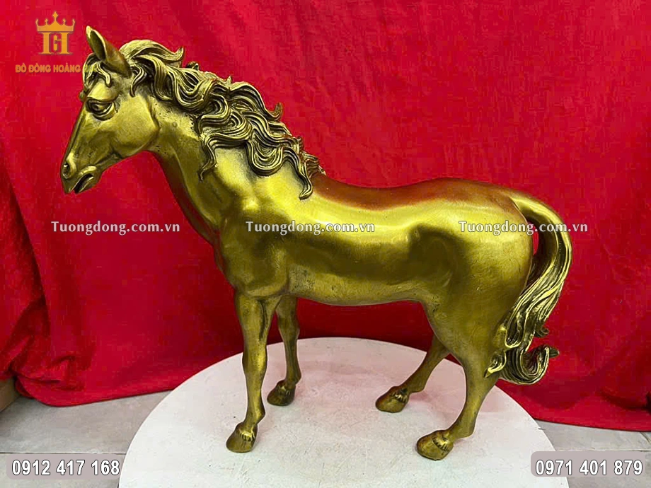 Tượng Ngựa Bước Thong Dong Bằng Đồng Cao 24Cm