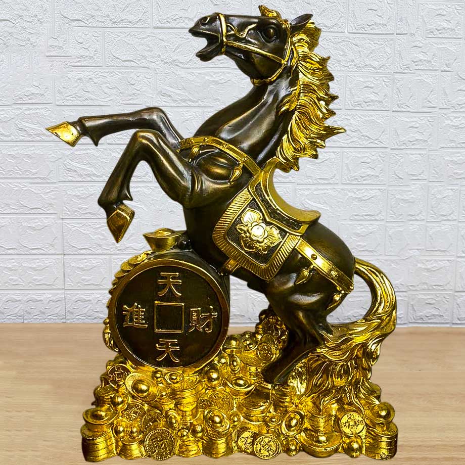 Tượng Con Ngựa Phong Thủy Chiêu Tài Tiến Bảo Dát Điểm Vàng 9999