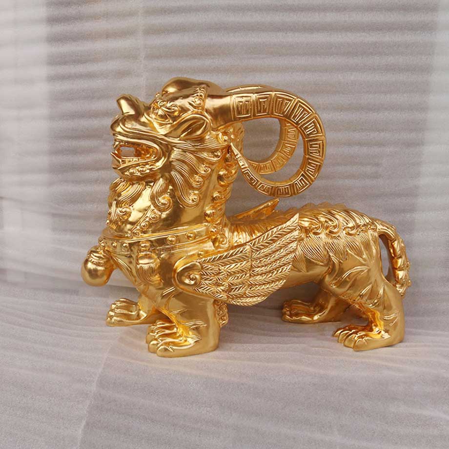 Tỳ Hưu Hai Sừng Dát Vàng 9999 Dài 42Cm