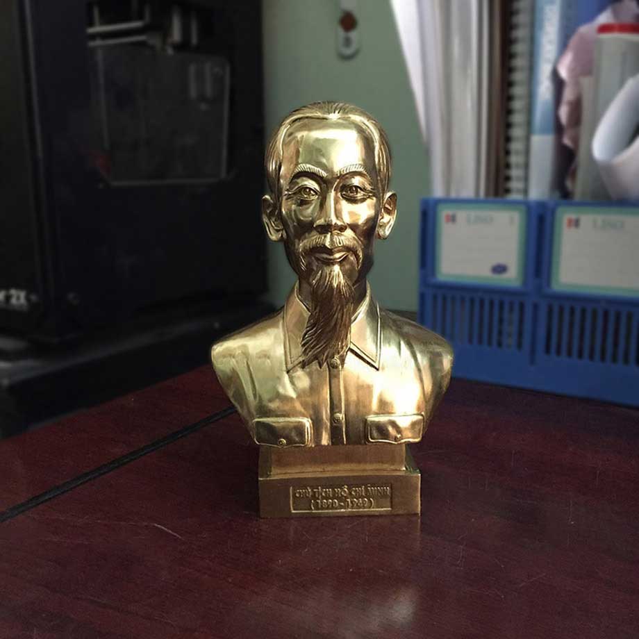 Tượng Đồng Bác Hồ Để Bàn Cỡ Nhỏ Cao 17Cm