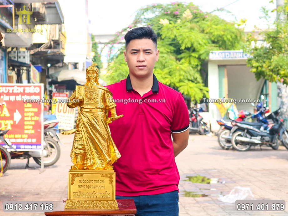Tượng Đồng Trần Hưng Đạo Thếp Vàng 9999 Cao 81Cm Mẫu Mới