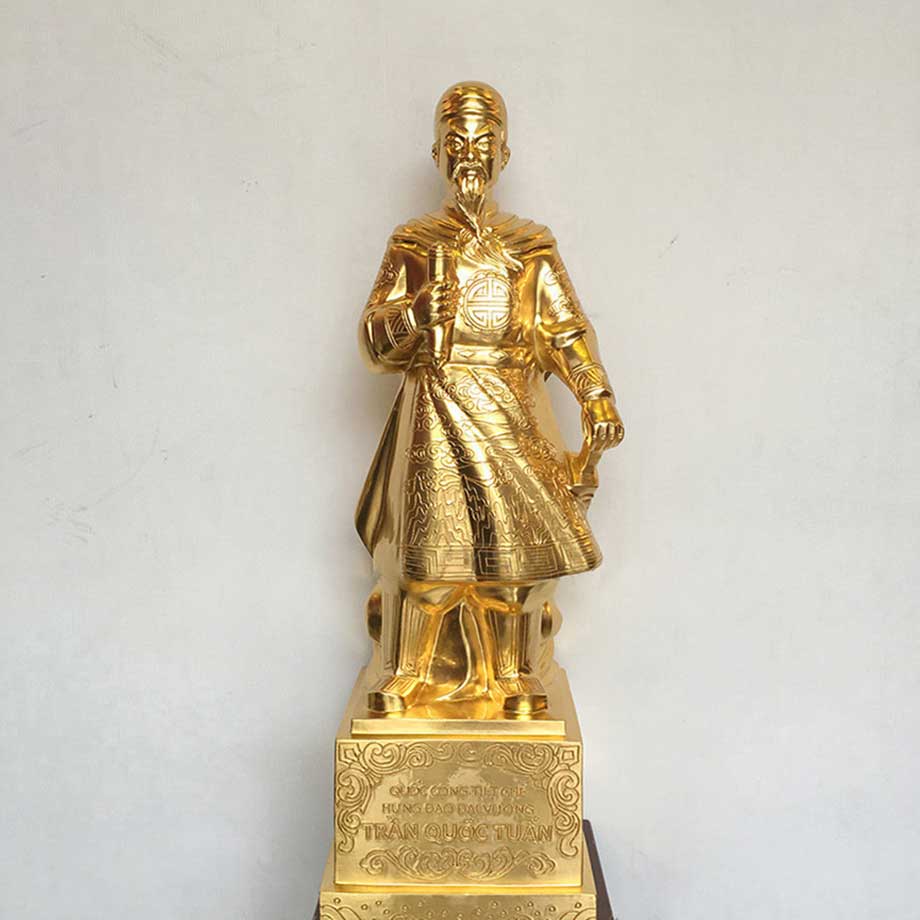 Tượng Đồng Trần Quốc Tuấn Dát Vàng 9999 Cao 70Cm