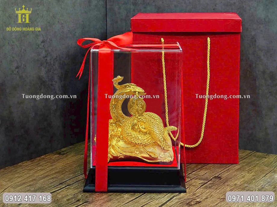 Tượng Rắn Ngồi Bao Tiền Dát Vàng 24K