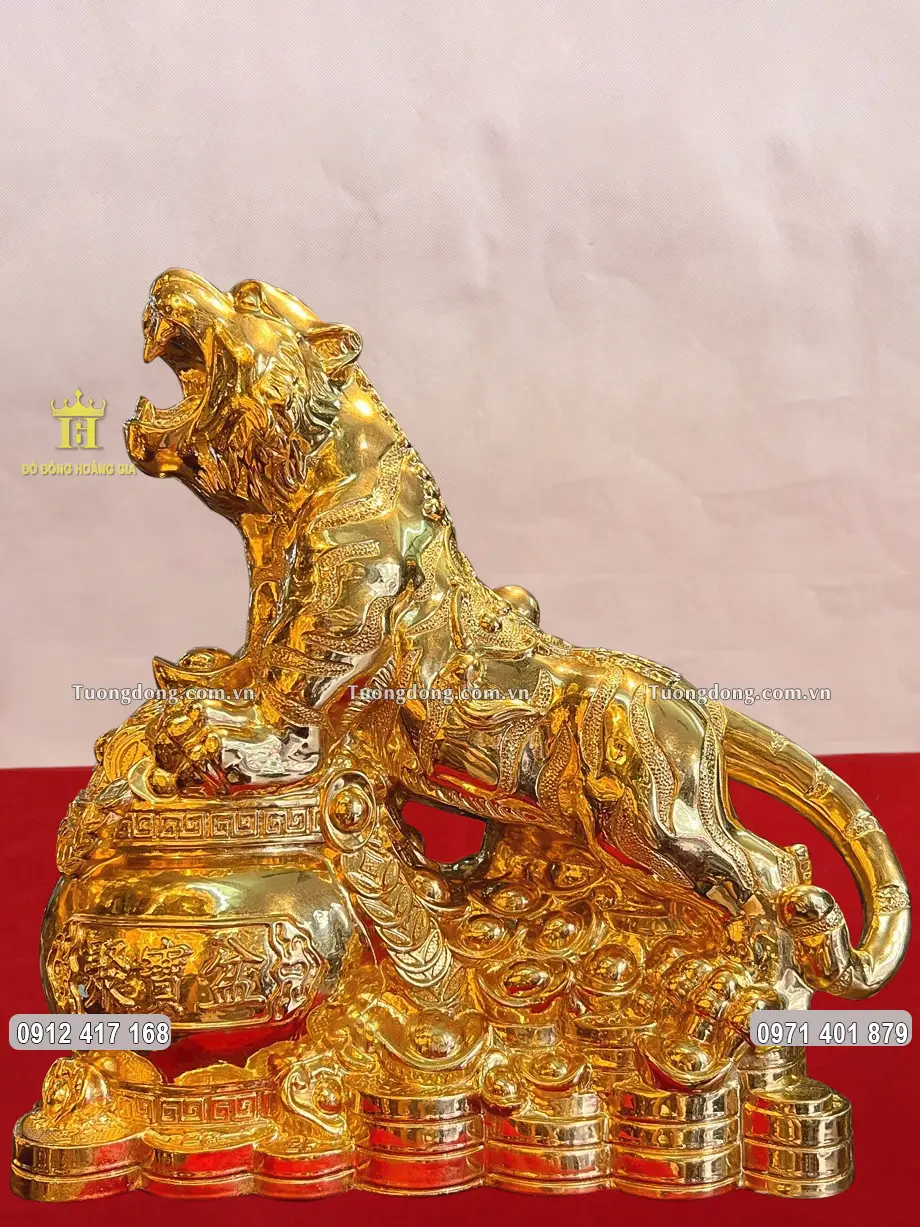 Tượng Hổ Ôm Hũ Tiền Bằng Đồng Mạ Vàng 24K