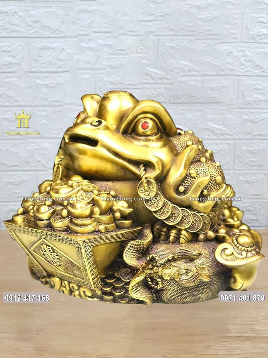 Tượng Thiềm Thừ Cóc Ba Chân Ôm Túi Tài Lộc Bằng Đồng Cao 22Cm
