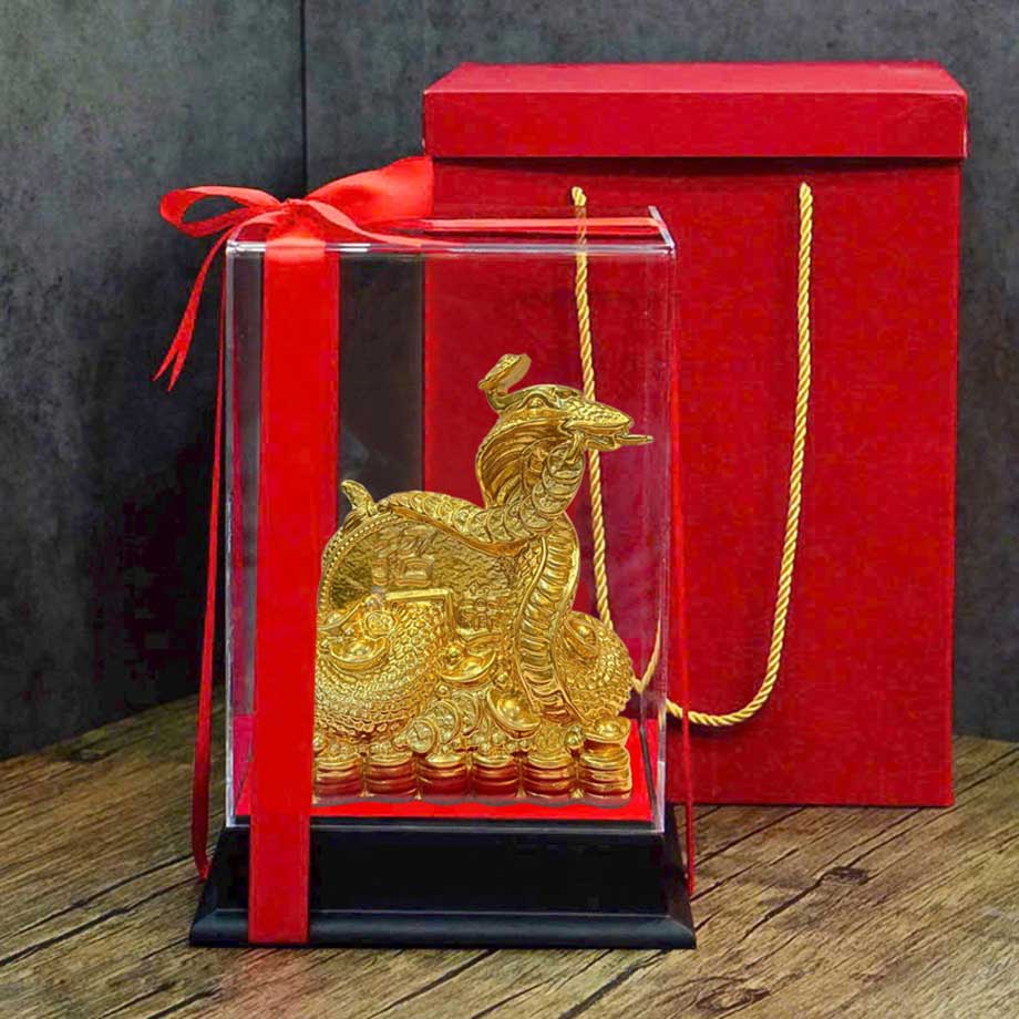 Tượng Rắn Bằng Đồng Cuộn Đồng Tiền Dát Vàng 24K